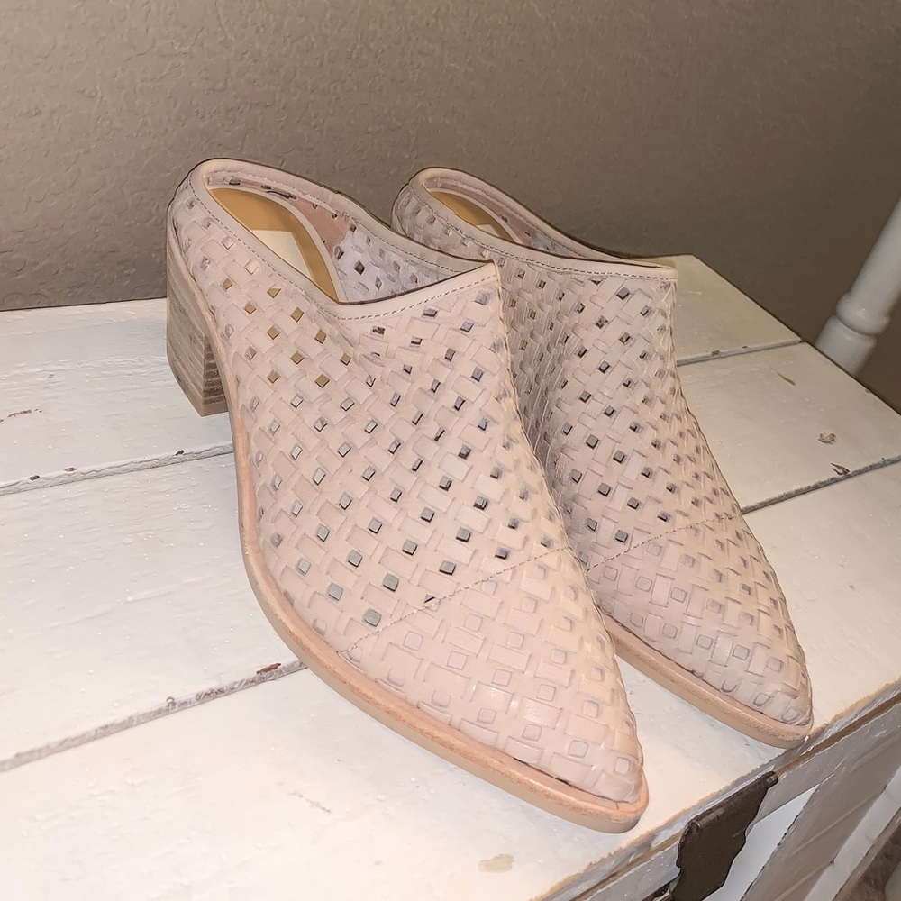 Dolce Vita Mules Nude